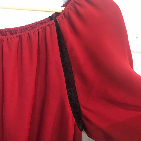 Alice + Olivia 100% Silk Off The Shoulder Top Blouse Red Womens Small Petite EUC - Picture 2 of 5